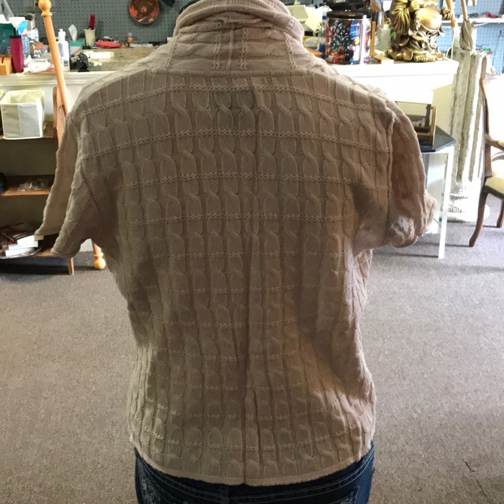 Sweater - Picture 2 of 4